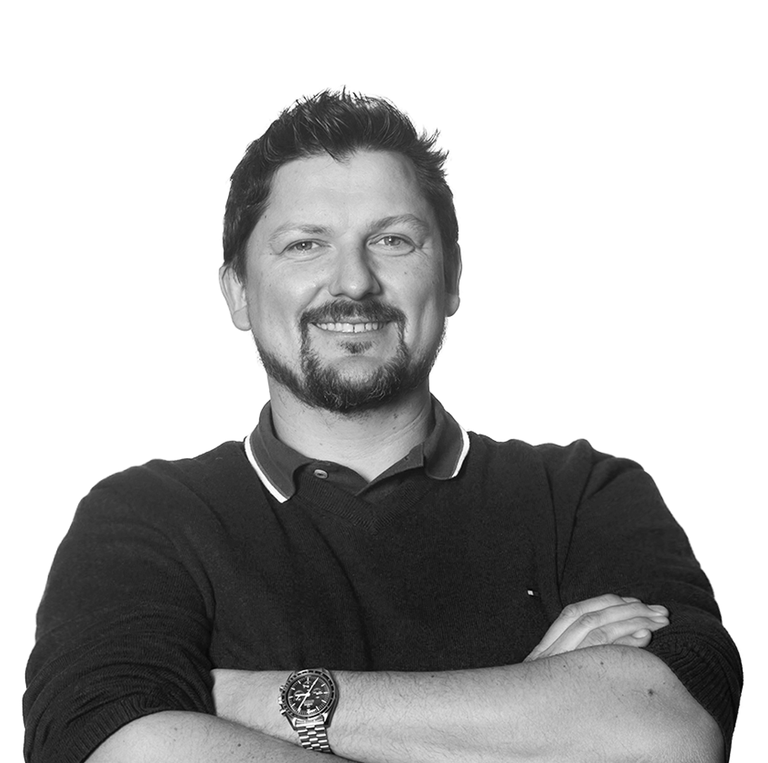 Alexander Bruna_YDEAL